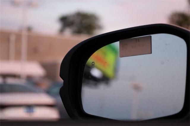 new 2026 Honda CR-V Hybrid car, priced at $41,675