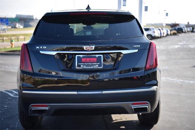 used 2021 Cadillac XT5 car, priced at $33,188