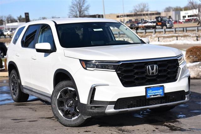 new 2025 Honda Pilot car, priced at $49,650