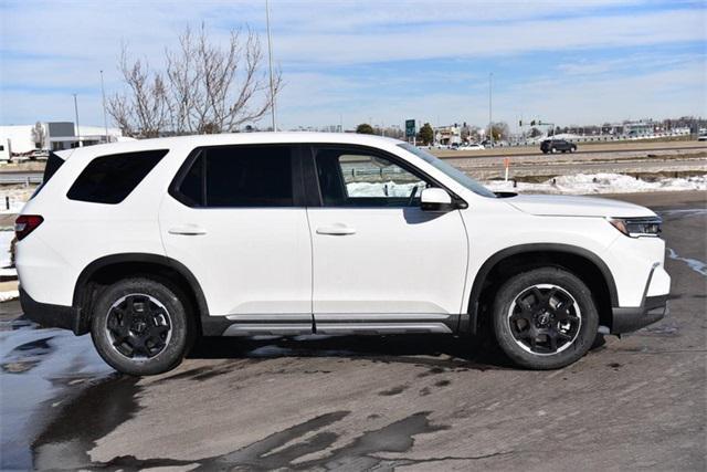 new 2025 Honda Pilot car, priced at $49,650