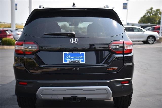 new 2025 Honda Pilot car, priced at $50,495