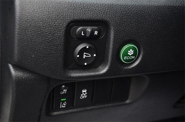 used 2022 Honda Pilot car, priced at $34,888