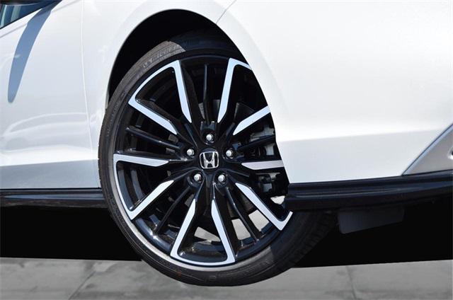 new 2025 Honda Accord Hybrid car, priced at $40,905