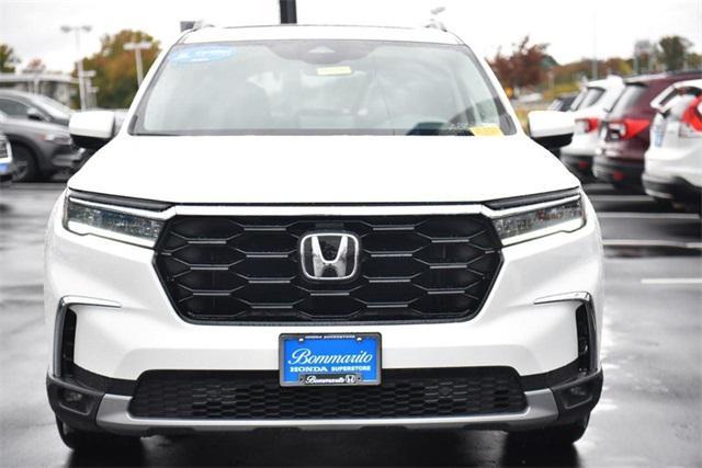 used 2024 Honda Pilot car, priced at $42,888