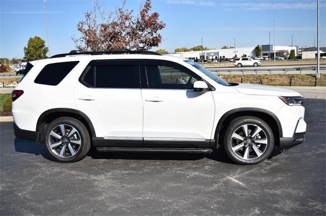 used 2025 Honda Pilot car, priced at $50,088