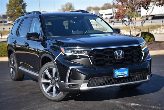 new 2025 Honda Pilot car, priced at $52,715