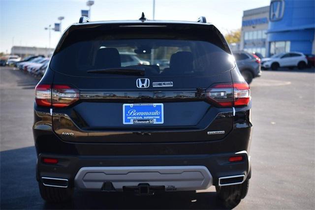 new 2025 Honda Pilot car, priced at $52,715