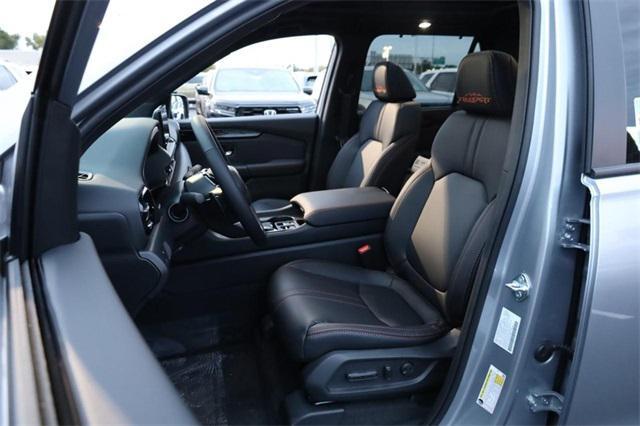 new 2025 Honda Pilot car, priced at $50,895