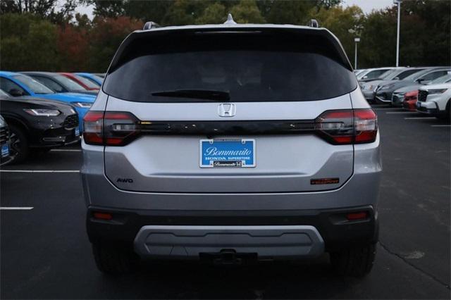 new 2025 Honda Pilot car, priced at $50,895