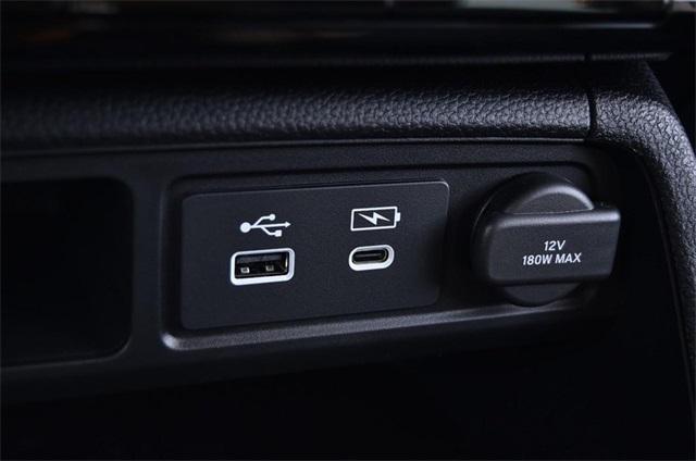 new 2025 Honda Pilot car, priced at $47,505