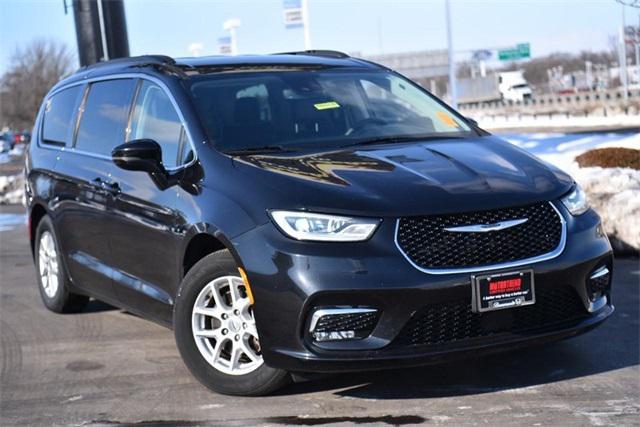 used 2022 Chrysler Pacifica car, priced at $26,288