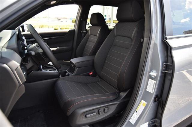 new 2026 Honda CR-V Hybrid car, priced at $39,035