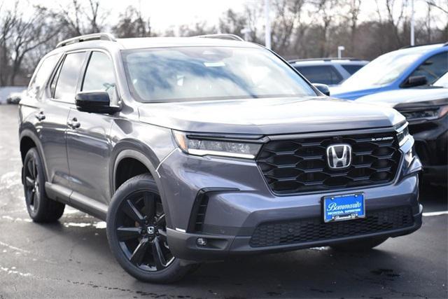 new 2025 Honda Pilot car, priced at $55,975