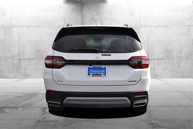 new 2025 Honda Pilot car, priced at $52,280