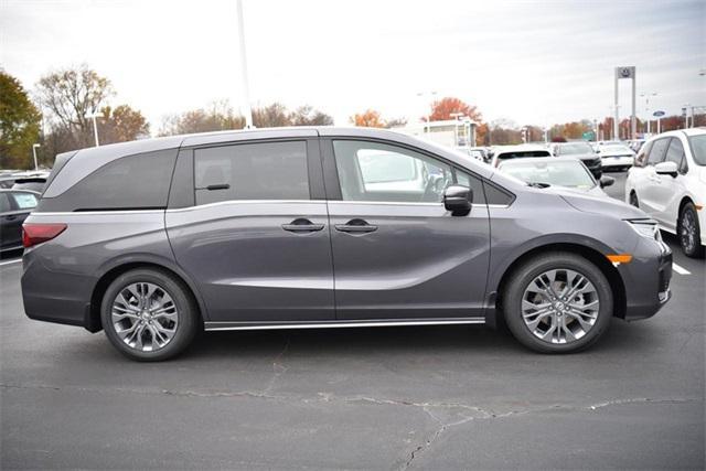 new 2025 Honda Odyssey car, priced at $48,005