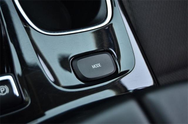 used 2023 Buick Envision car, priced at $23,588