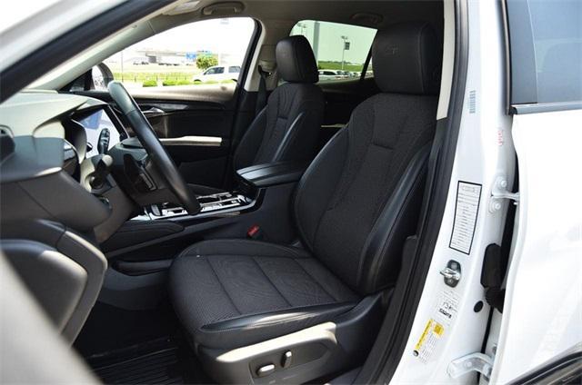 used 2023 Buick Envision car, priced at $23,588