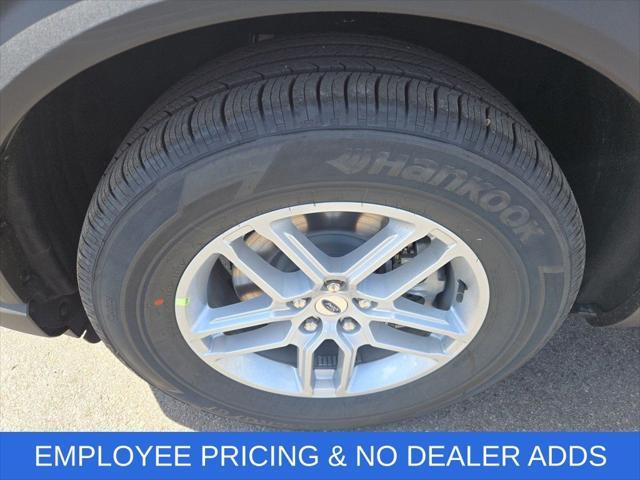 new 2025 Ford Explorer car, priced at $38,902