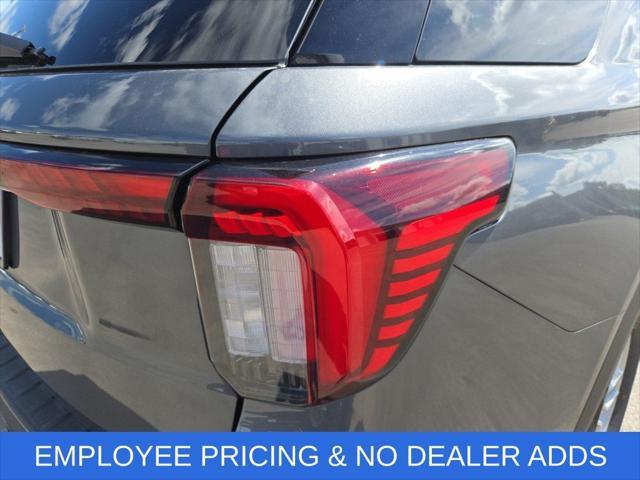 new 2025 Ford Explorer car, priced at $38,902