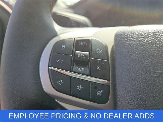 new 2025 Ford Explorer car, priced at $38,902