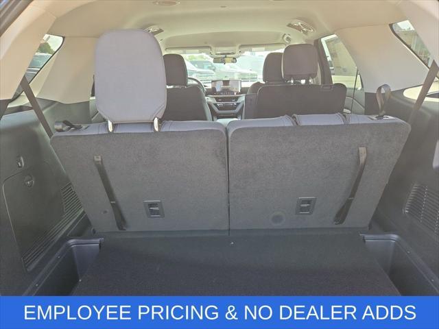 new 2025 Ford Explorer car, priced at $38,902