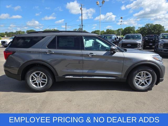 new 2025 Ford Explorer car, priced at $38,902