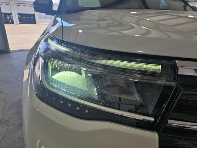 used 2025 Ford Explorer car, priced at $38,499