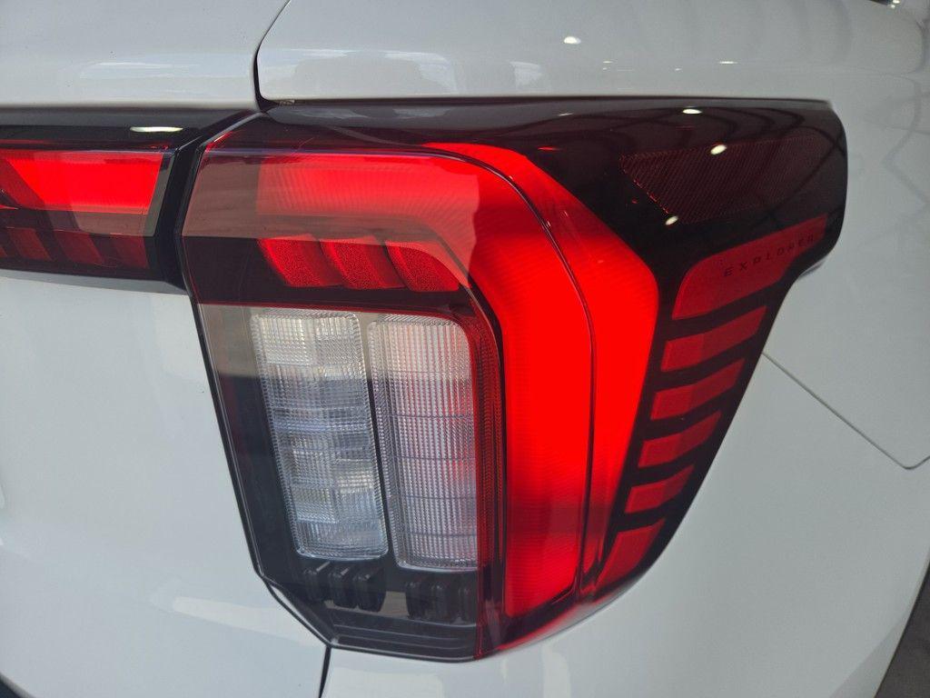 used 2025 Ford Explorer car, priced at $35,888
