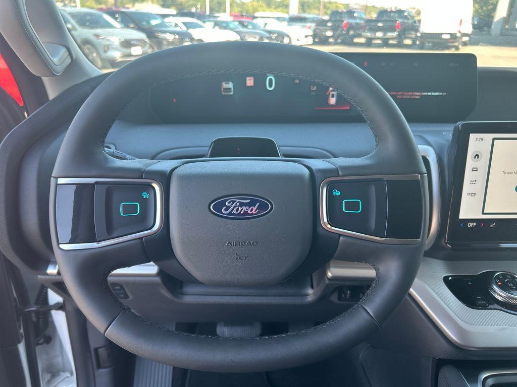 new 2025 Ford Expedition car, priced at $68,139