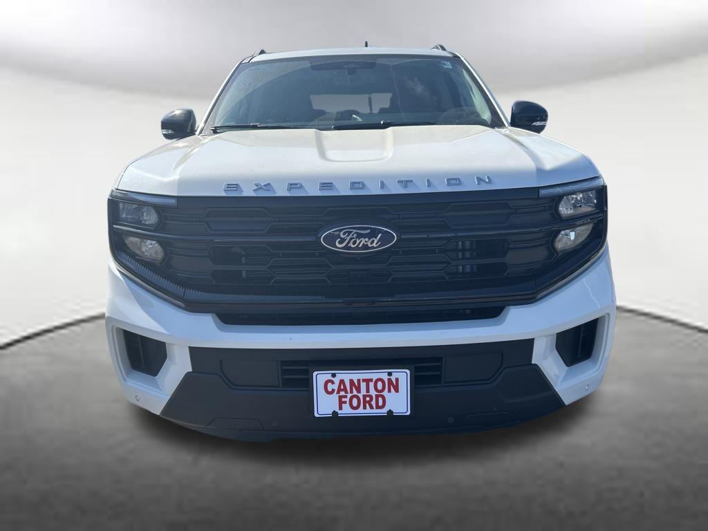 new 2025 Ford Expedition car, priced at $68,139