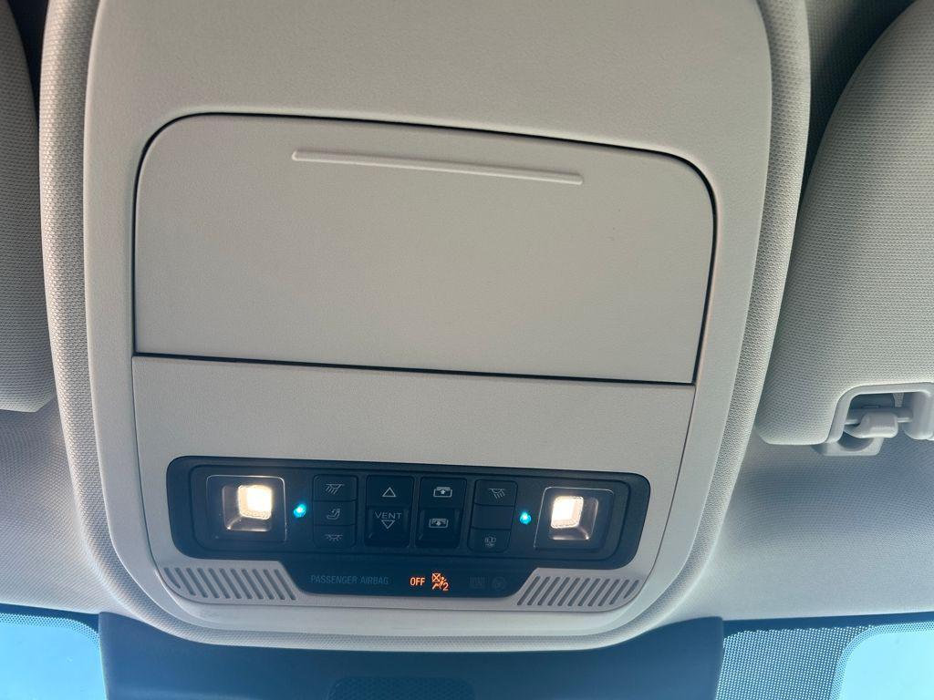 new 2025 Ford Expedition car, priced at $68,139