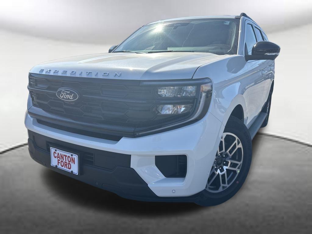 new 2025 Ford Expedition car, priced at $68,139