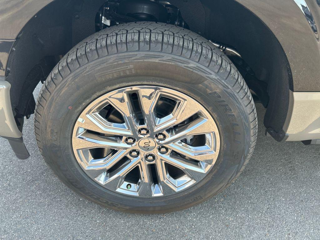 new 2025 Ford F-150 car, priced at $72,706