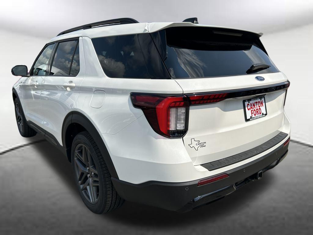 new 2025 Ford Explorer car, priced at $46,879