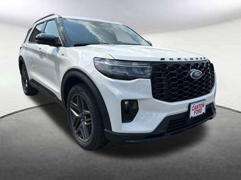 new 2025 Ford Explorer car, priced at $46,879