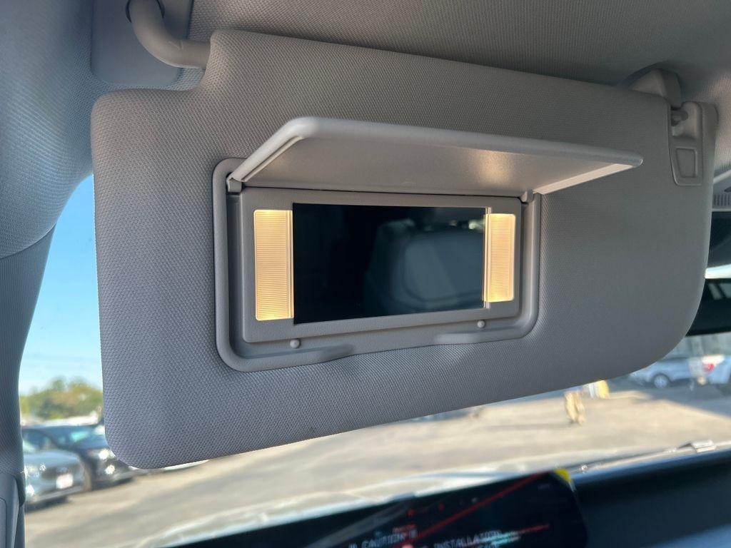 new 2025 Ford Expedition car, priced at $67,669