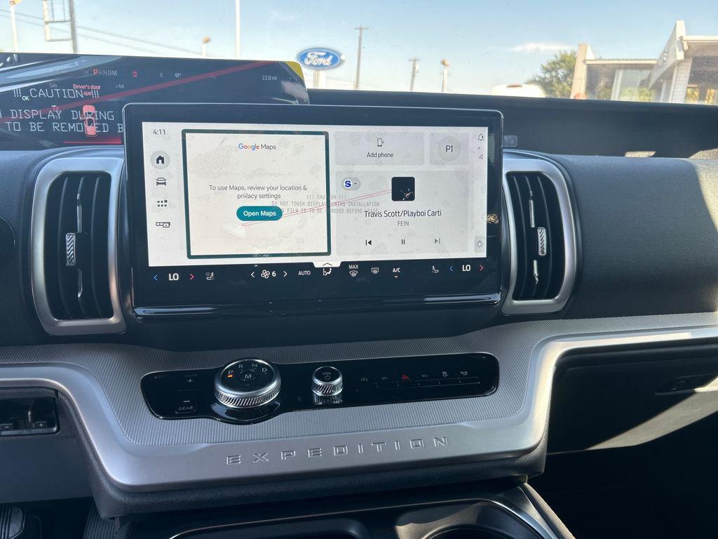 new 2025 Ford Expedition car, priced at $67,669