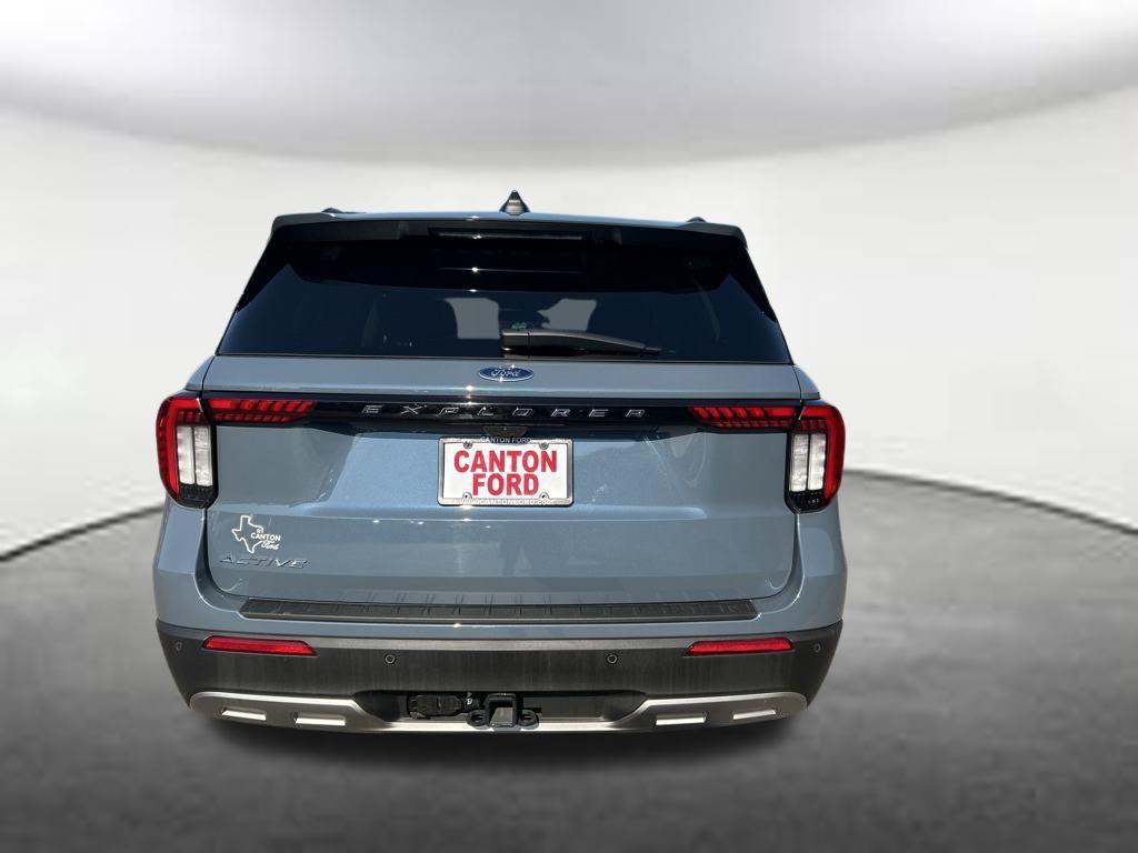 used 2025 Ford Explorer car, priced at $38,494