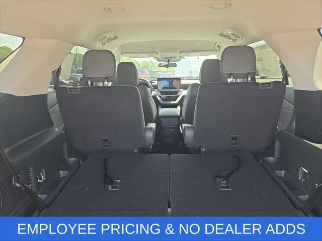 new 2025 Ford Explorer car, priced at $42,675