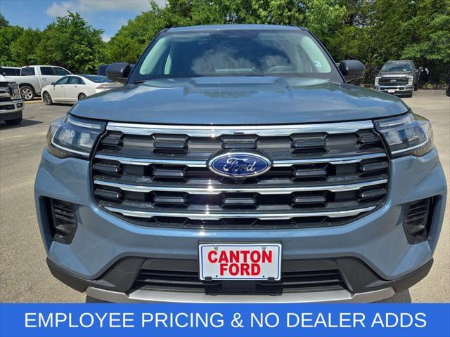 new 2025 Ford Explorer car, priced at $39,346