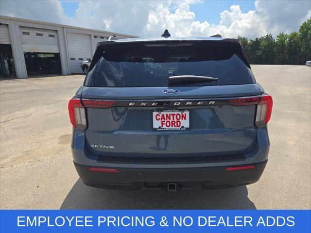 new 2025 Ford Explorer car, priced at $39,346