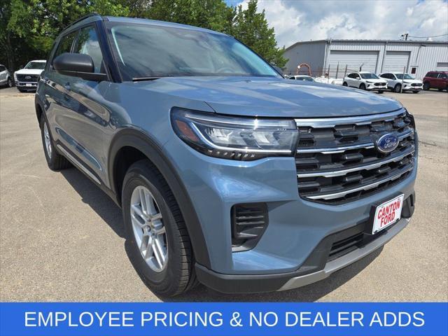 new 2025 Ford Explorer car, priced at $39,346