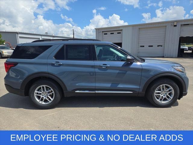 new 2025 Ford Explorer car, priced at $39,346