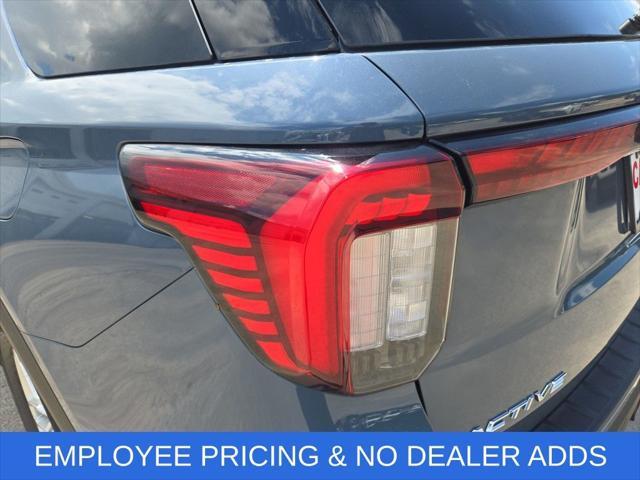 new 2025 Ford Explorer car, priced at $39,346