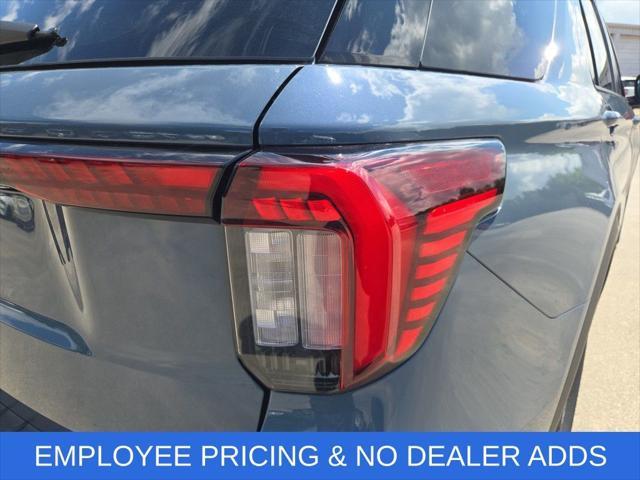 new 2025 Ford Explorer car, priced at $39,346