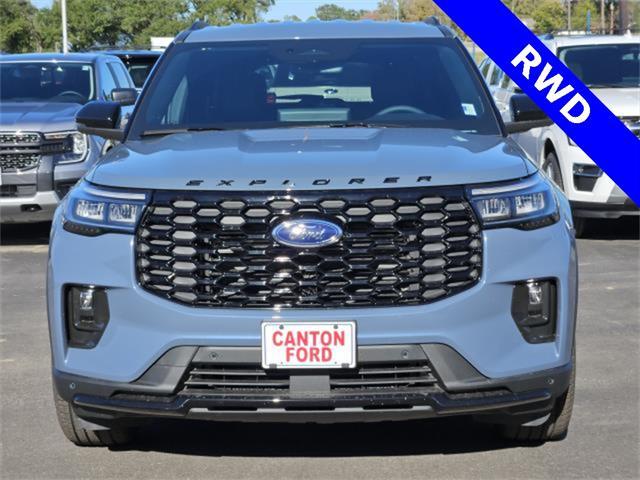 new 2025 Ford Explorer car, priced at $45,872