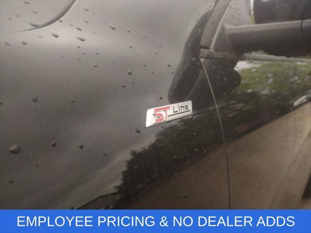 new 2025 Ford Escape car, priced at $33,251