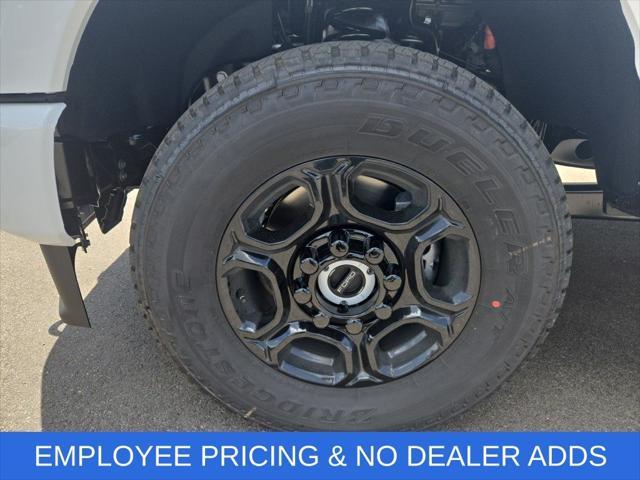 new 2025 Ford F-250 car, priced at $66,158