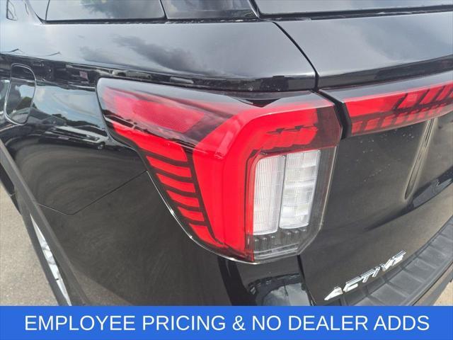 new 2025 Ford Explorer car, priced at $38,902