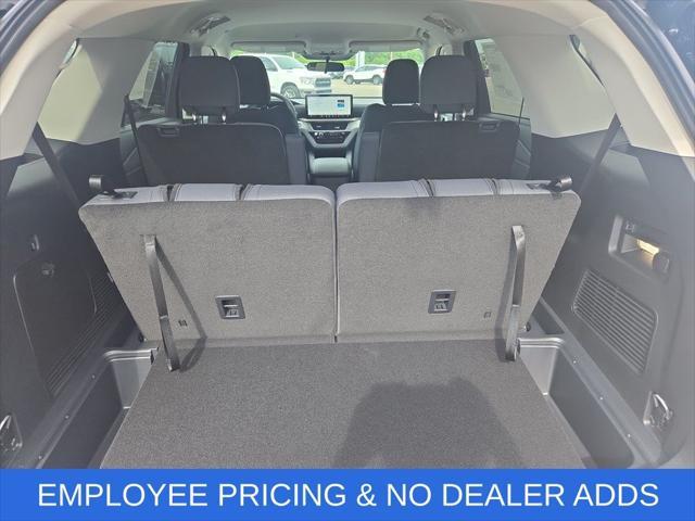 new 2025 Ford Explorer car, priced at $38,902
